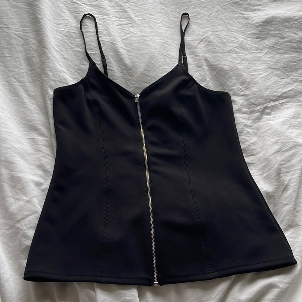 Cute black top